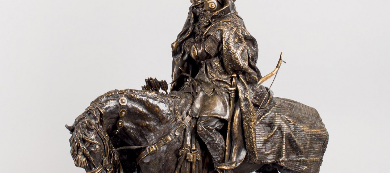 El abanderado a caballo en bronce E. Eugenievich Lanceray cabalgó hasta los 70.000 euros en Durán