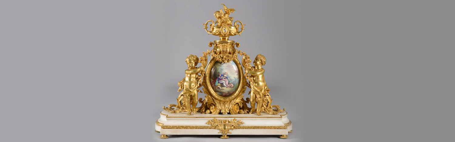 Sala Retiro vende por 22.500 euros un importante reloj tournant estilo Luis XV