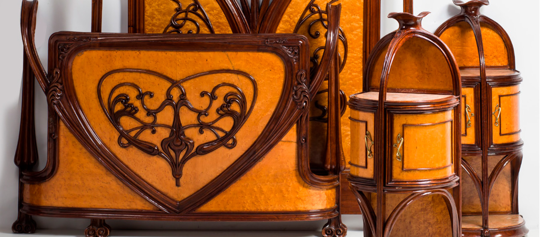 6.000 euros por un dormitorio Art Nouveau en Ansorena