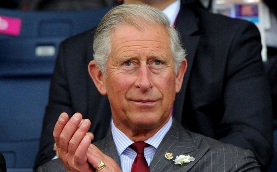 El príncipe Charles salpicado en un escándalo de falsificación