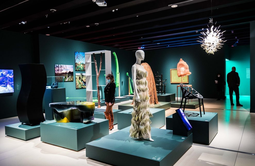 Interacciones sostenidas del surrealismo y el diseño en CaixaForum Madrid