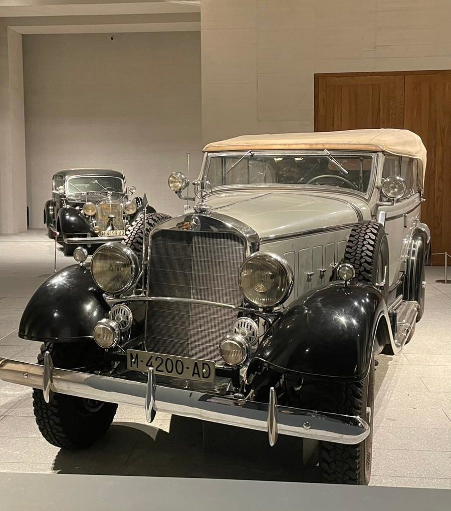 El Mercedes-Benz que Hitler regaló a Franco, en la primera exposición de la Galería de las Colecciones Reales