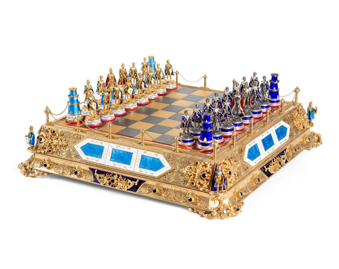 El ajedrez de los ejércitos medievales supera los 20.000 € en Abalarte