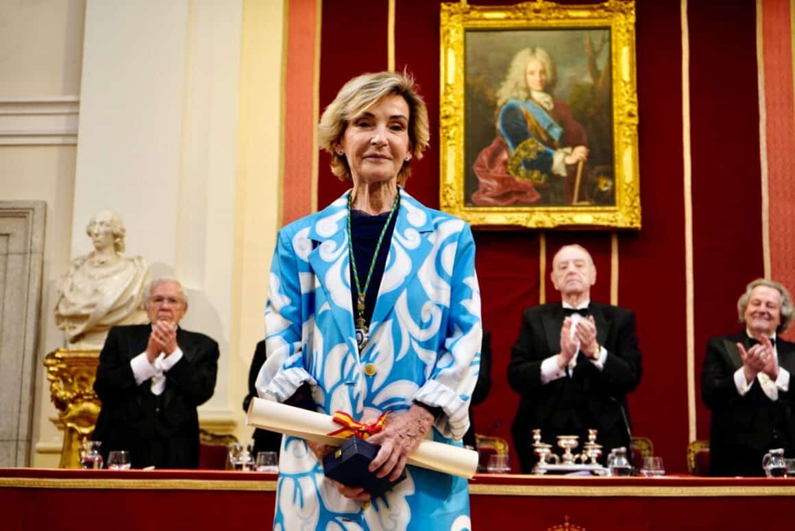 Soledad Sevilla ingresa en la Real Academia de Bellas Artes de San Fernando