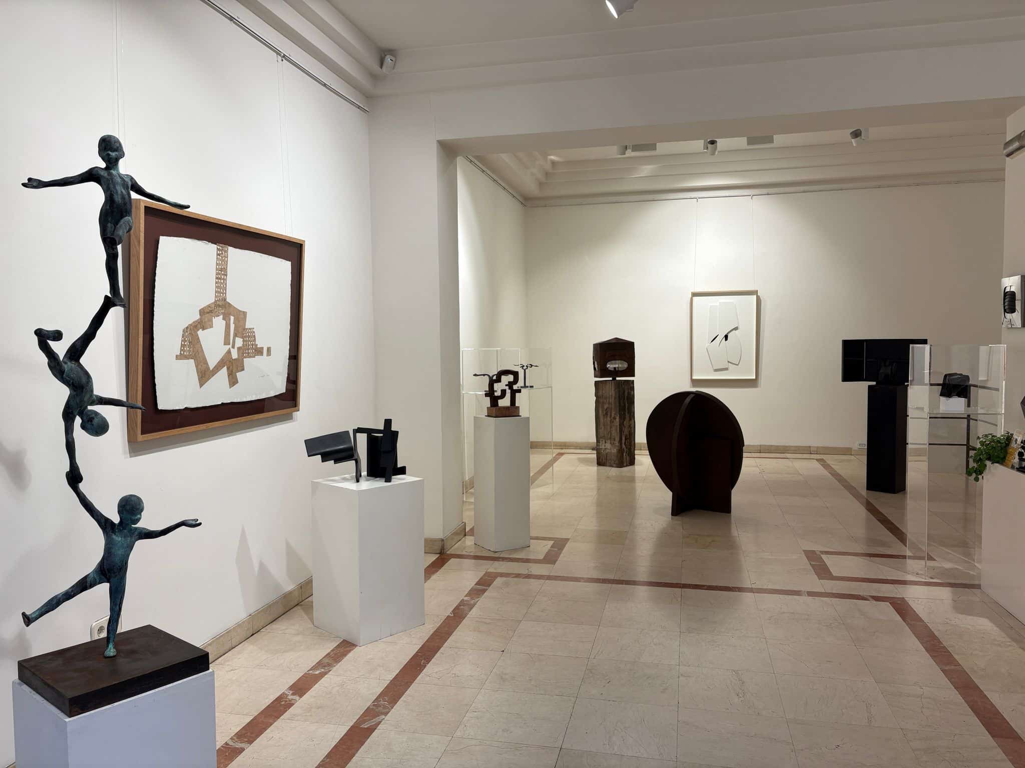 AnsorenaGaleria_ESCULTURA2026 Una muestra colectiva de escultura para comenzar el año