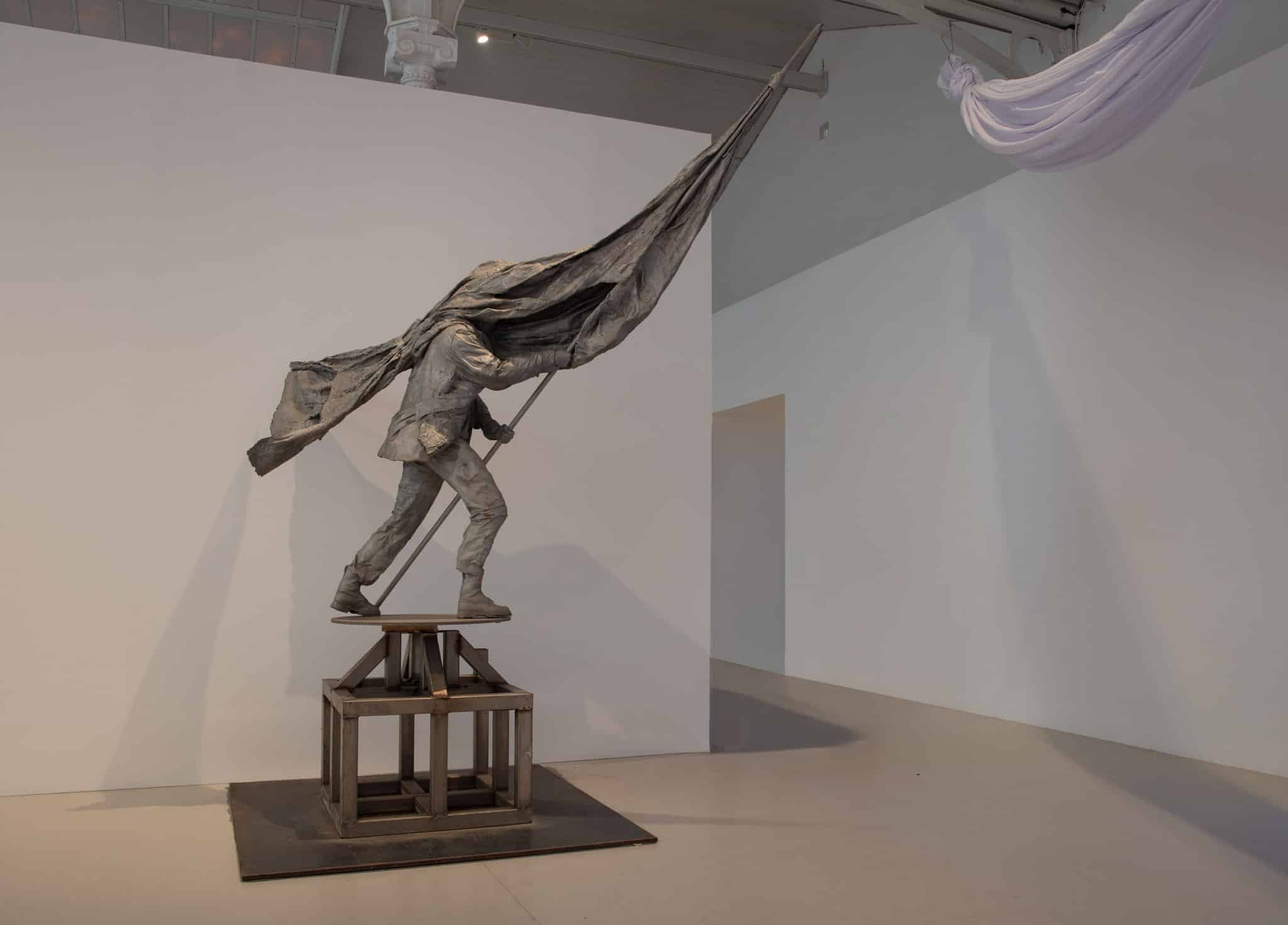 Fernando Sánchez Castillo. La Perla Peregrina 04 El Palacio de Velázquez reabre sus puertas con lo último de Fernando Sánchez Castillo